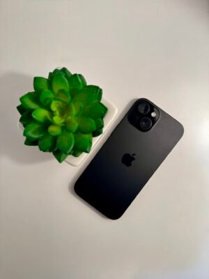 iPhone 15 128GB Preto