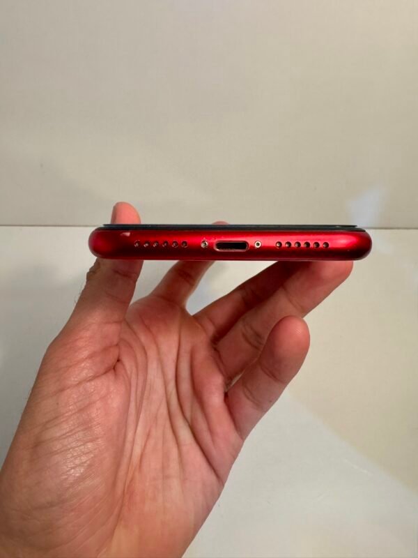 iPhone 11 256GB Vermelho