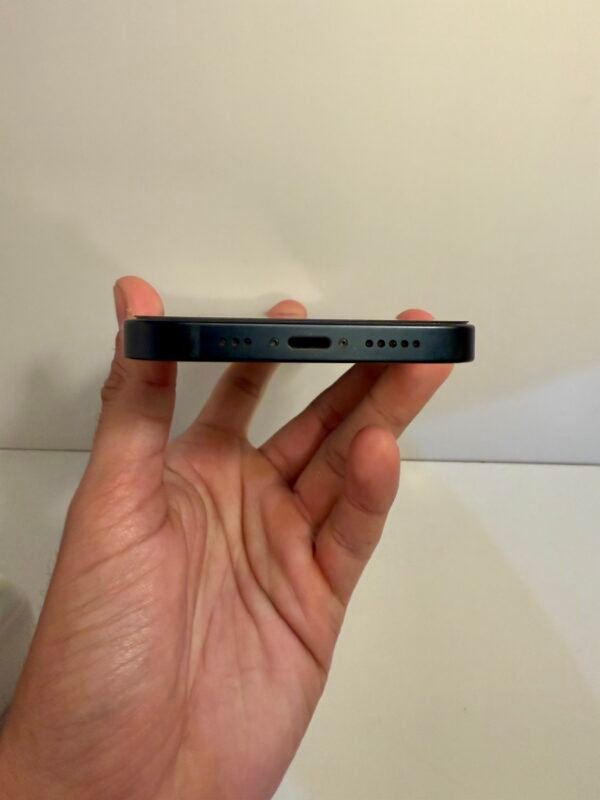 iPhone 13 128GB Preto